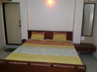 Poonam Veg Restaurant and Lodging, Junnar 3